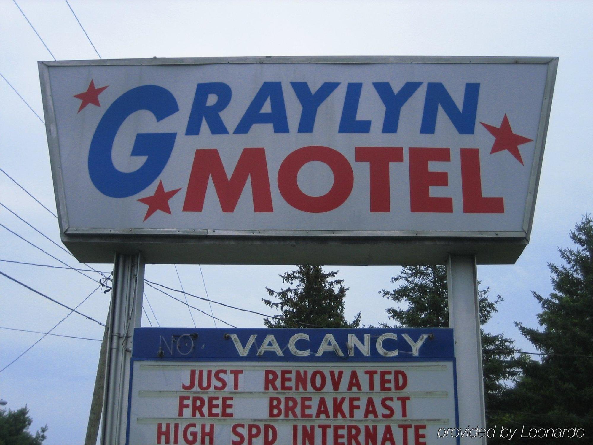 Blue Sky Inn Glens Falls-Saratoga-Lake George מראה חיצוני תמונה